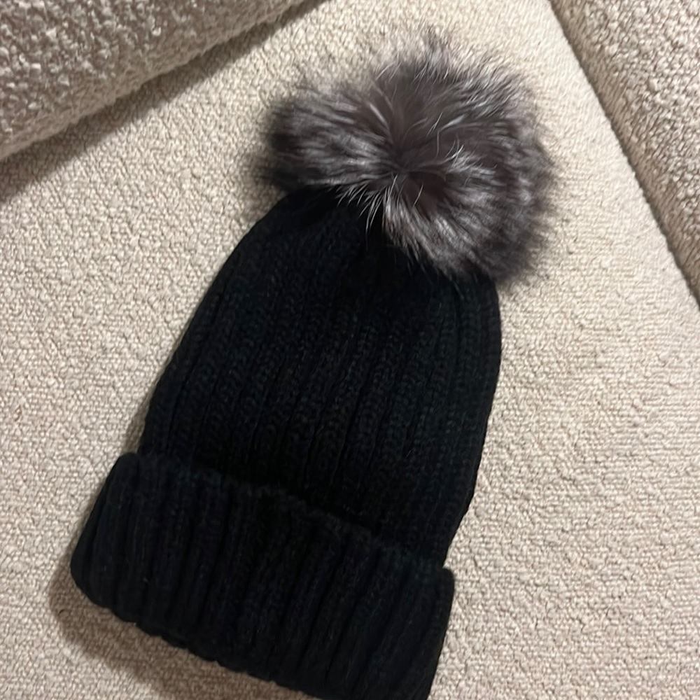Puff ball beanie